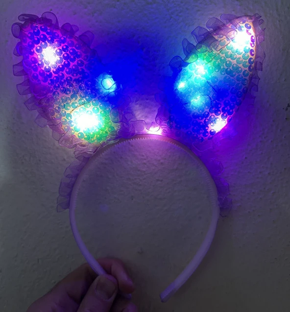 Kenarları Dantelli Mor Pullu Payetli Led Işıklı Tavşan Kulak Taç 23x19 cm - 2