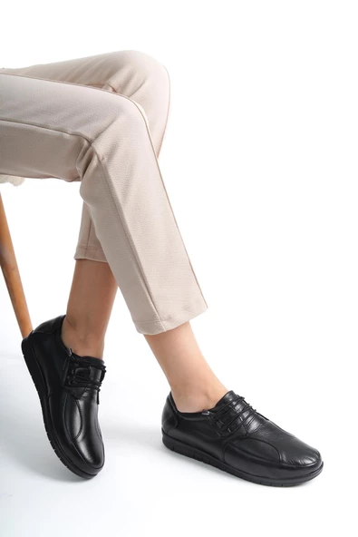 Artı-Artı014-0011 Hakiki Deri Ortopedik Lastik Bağcıklı Kadın Siyah Babet Ayakkabı - 4