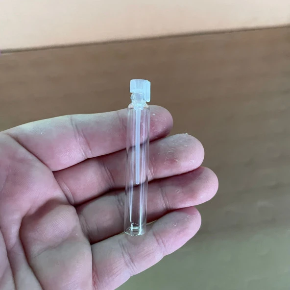 3 ml Çubuklu Şişe Plastik Tıpalı  , 3 cc Koku Esans Şişesi , Gülyağı Şişesi x 20 Adet - Resim 2