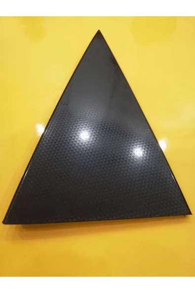 Opel Vectra B Arka Sağ Dış Üçgen