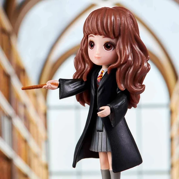 Harry Potter Magical Minis Hermione Granger Figürü - 4
