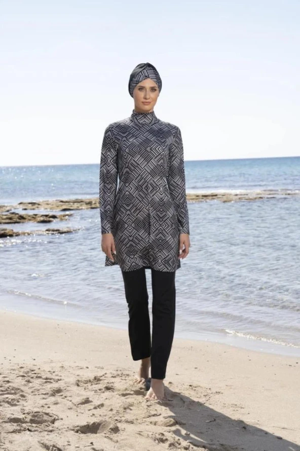 ESTİVA 23903 Siyah Dijital Desenli Tam Boy Lycralı Tesettür Mayo - Resim 3