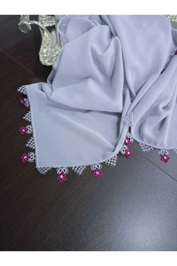 KENARLARI EL YAPIMI TEK MEKİK VE İĞNE OYALI KREP GRİ MEVLÜT BAŞ ÖRTÜSÜ - 3