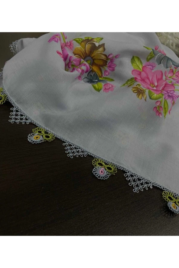 KENARLARI EL YAPIMI TEK MEKİK VE İĞNE OYALI GRİ YAZMA BAŞÖRTÜ - 4