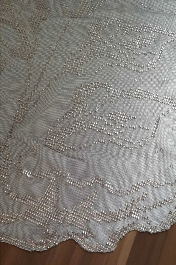 Siyah Petekli Tül Üzerine Gümüş Tel Ile Işlenmiş Masa Örtüsü - 3