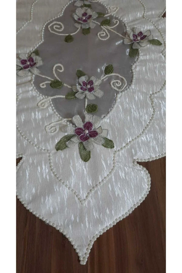 Kırık Beyaz Desenli Deri Üzerine El İşi İğne Oyası Ve Dantel Anglis Yapılarak İşlenmiş Masa Örtüsü - 6