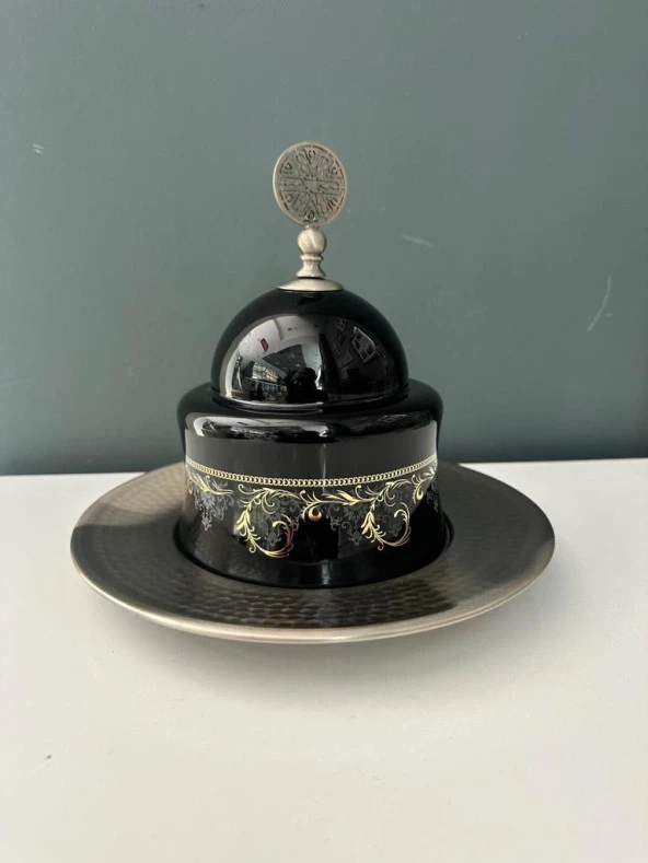 DECORİUM CAM SİYAH KAPAKLI BAKIR TEPSİLİ LOKUMLUK ürün görseli