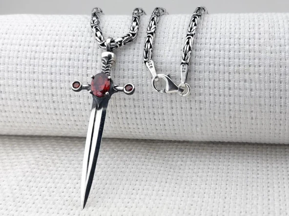 Kırmızı Zirkon Taşlı Kral Zincirli Şovalye Kılıcı 925 Ayar Gümüş Kolye ürün görseli 1