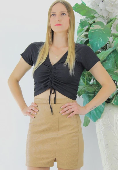 Ön Büzgülü Crop Bluz Siyah - 1293.33 - 3