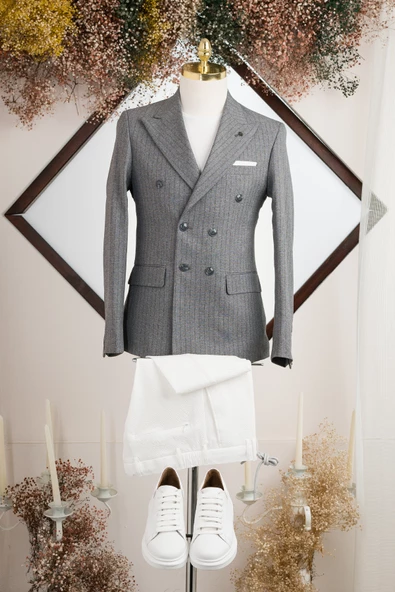 Slimfit Çift Yırtmaçlı Çizgili Sivri Yaka Astarlı Kruvaze Tek Ceket - 10