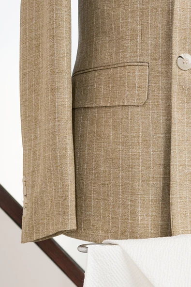 Slimfit Çift Yırtmaçlı Çizgili Sivri Yaka Astarlı Kruvaze Tek Ceket - 5