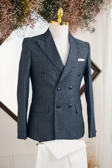 Slimfit Çift Yırtmaçlı Çizgili Sivri Yaka Astarlı Kruvaze Tek Ceket - 9