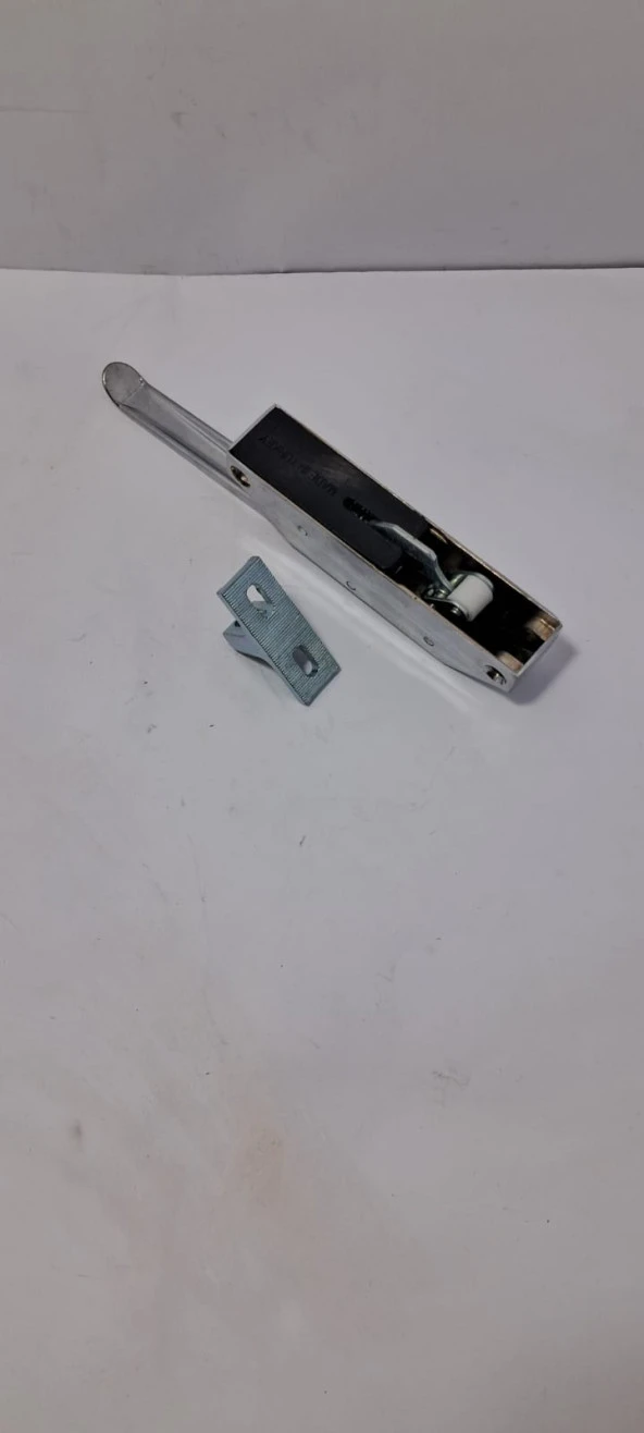 OR-3091 KİLİT YAN PASTA DOLABI - 3