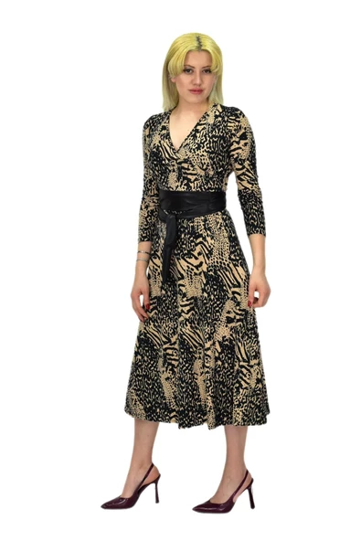 Kadın Viskon Leopar Desenli  V Yaka Elbise BGL-ST03536 ürün görseli