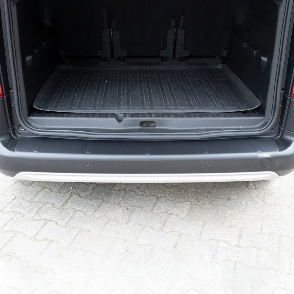 TOYOTA PROACE CİTY ARACA ÖZEL ARKA TAMPON EŞİĞİ PLASTİK 2019 2020 2021 2022 2023 2024 - Resim 4
