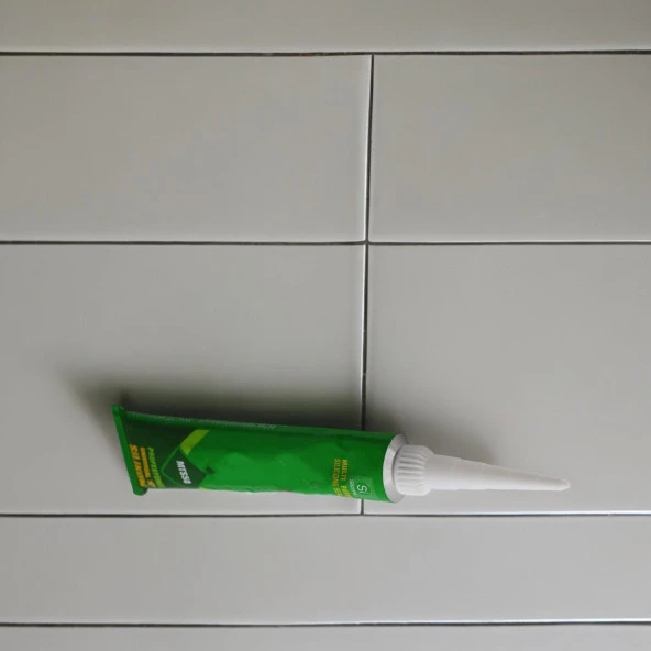 Universal Genel Amaçlı Sızdırmaz Silikon Tüp Şeffaf 50 mLSüper Elastik Hızlı Kurur - 3
