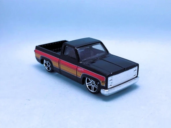 Hot Wheels Tekli Arabalar 83 Chevy Silverado HKJ06