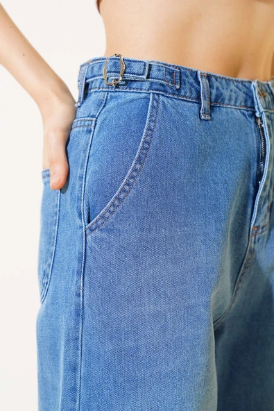 Baggy Yan Tokalı Kot Pantolon Orta Mavi - Resim 4