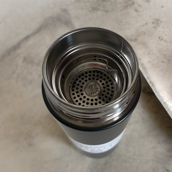 MODERN ÇİFT VAKUM YALITIMLI YANDAN DERİ TUTACAKLI SICAK/SOĞUK 450 ML GÜNLÜK, HEDİYELİK TERMOS - 4