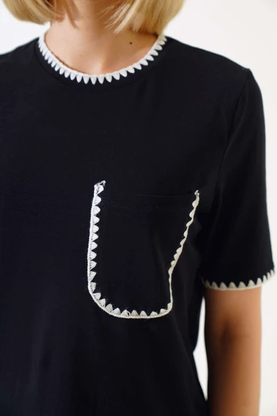 Midye Dikişli T-shirt Siyah - Resim 4