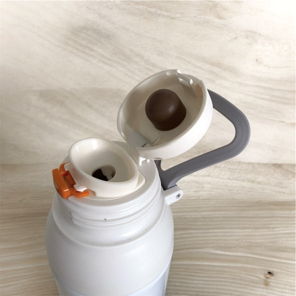 Yüksek Yalıtımlı Paslanmaz Çelik Bardaklı Sıcak/Soğuk 700 ML Termos - 3