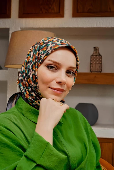 Afvente Benekli Desen Yeşil Soft Pamuk Eşarp