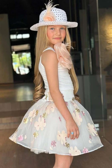 Kız Çocuk Tek Omuzlu Gül Detaylı Bluz ve Jakar Desenli Somon Etekli Takım - Resim 6