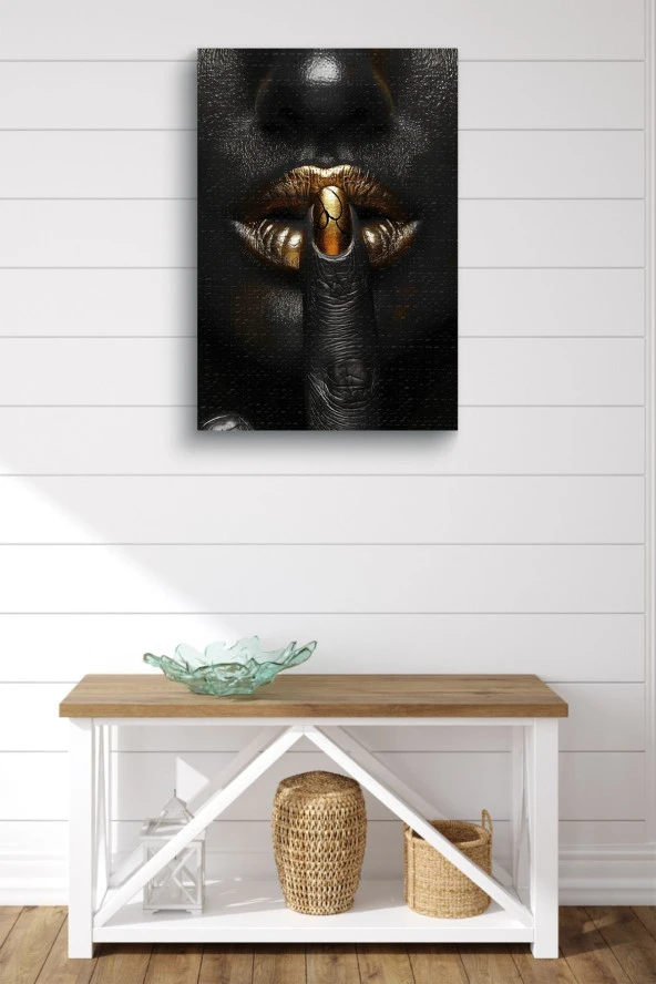 Sessiz Ol İşareti Yapan İnsan Kanvas Tablo - Resim 2