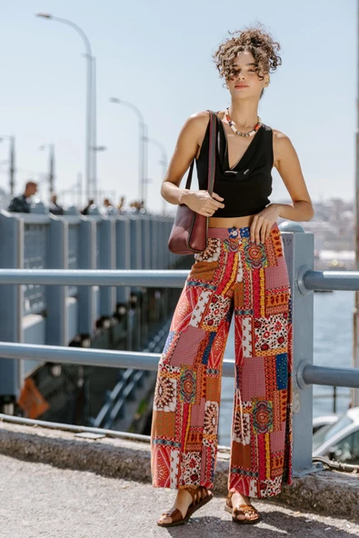 Palazzo Yüksek Bel Bol Kesim Kırmızı Desenli Pantolon