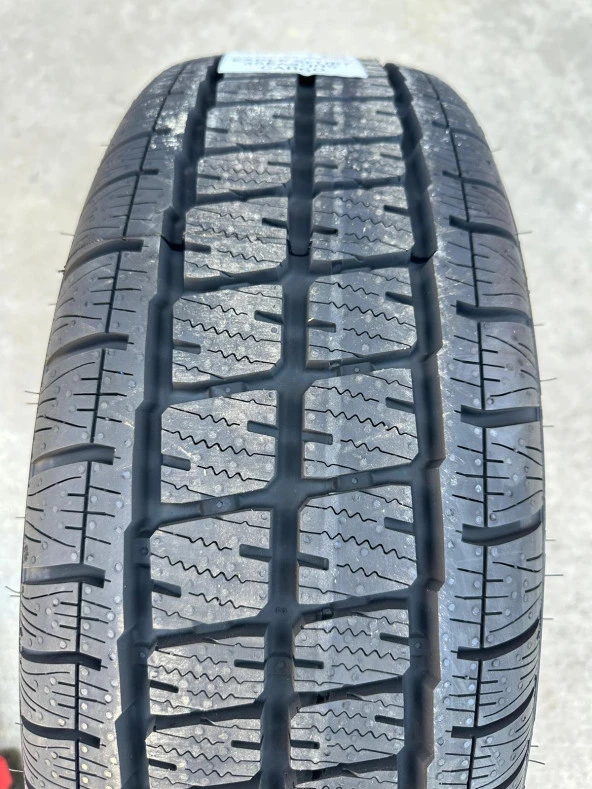 Goodyear 195/70R15C 104/102R Eagle Sport 4Seasons  Oto 4 Mevsim Lastiği (Üretim Yılı: 2024)