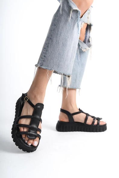 Kadın Üç Bantlı Dikiş Detaylı Platform Taban Bilekten Bağlamalı Sandalet