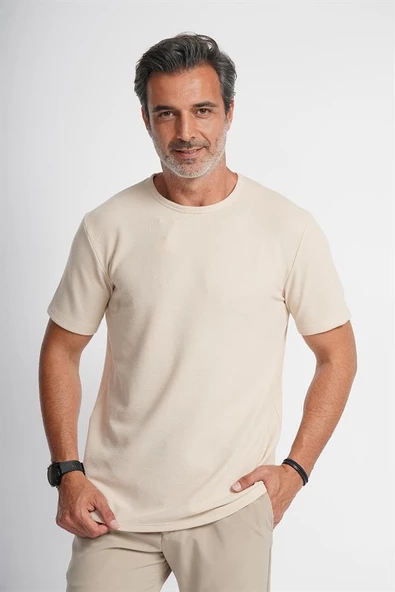 İntersivin Dokulu Slim Fit Bisiklet Yaka Erkek T-Shirt