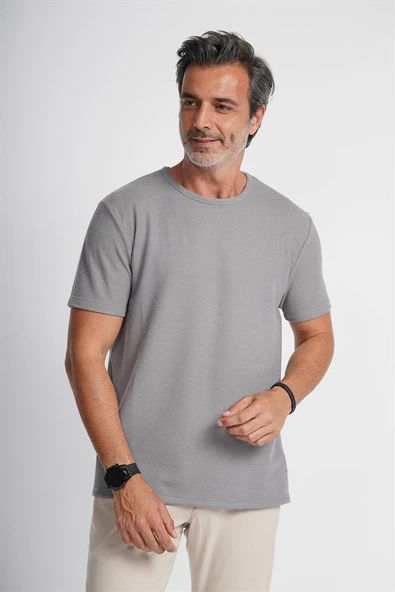 İntersivin Dokulu Slim Fit Bisiklet Yaka Erkek T-Shirt