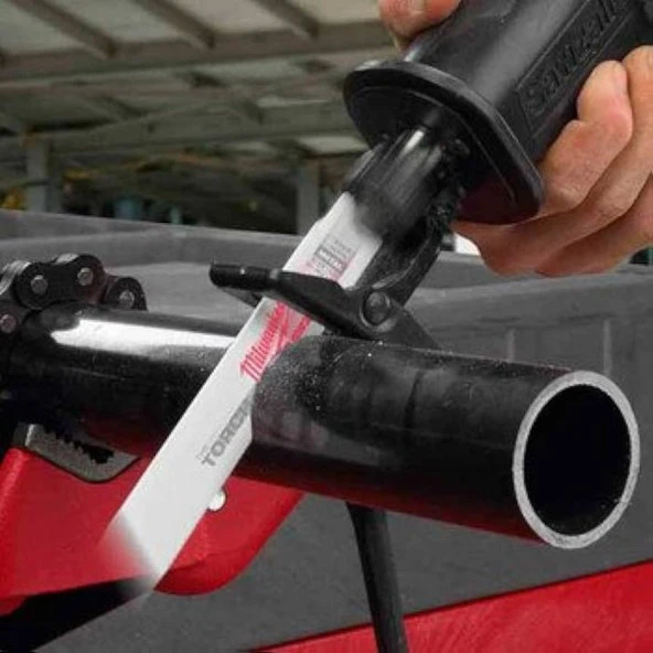 Milwaukee Kılıç Testere 300 Mm Metal 48008027 (Adet) - 4