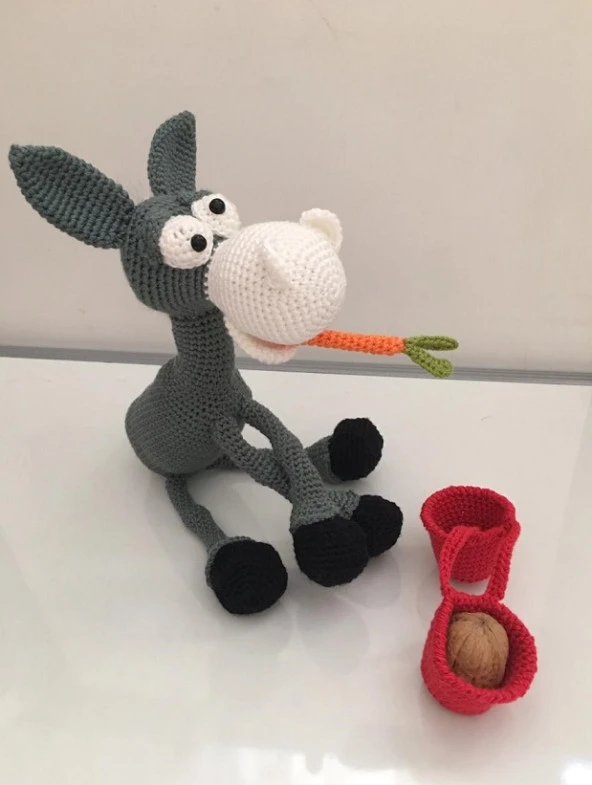 Dusty the Donkey Amigurumi Organik Oyuncak