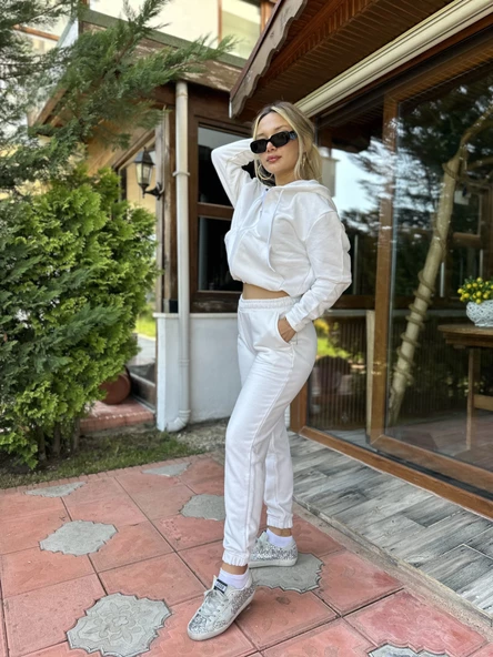 Eşofman Takımı Üst Fermuarlı Alt Paça Ve Kemer Lastikli Ekru Renk - Resim 6