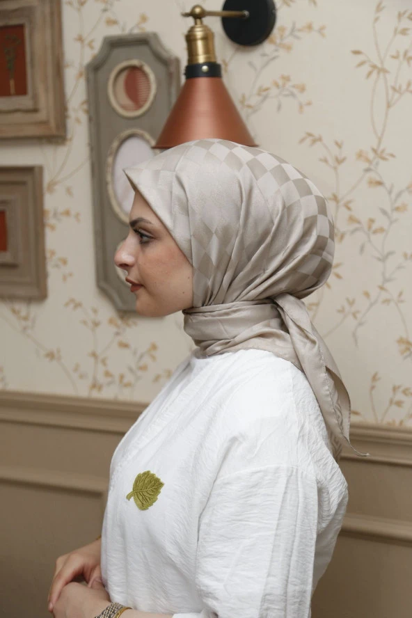 Dama Desen ipeksi Pamuk Jakar Eşarp ürün görseli