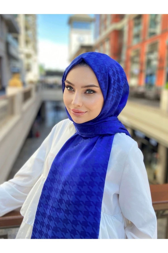 Kazayağı Desen Saks Pamuk Jakar Şal ürün görseli