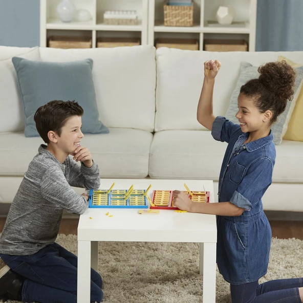 Hasbro C2124 BİL BAKALIM KİM YENİ - 3