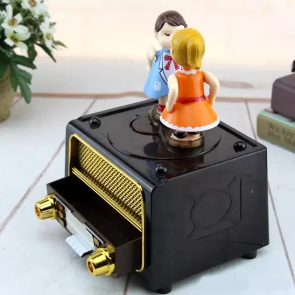 Öpüşen Çift Müzik Kutusu - 2