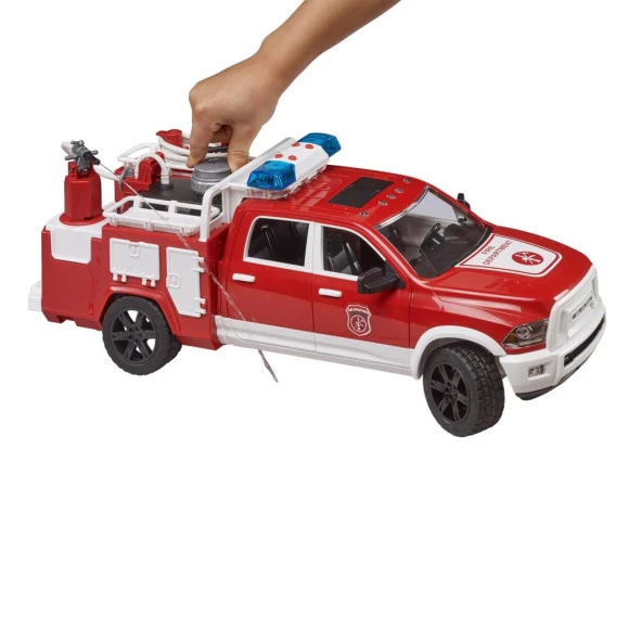 Bruder Ram 2500 İtfaiye Aracı BR02544 - 5