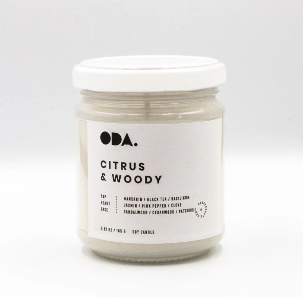 & Woody - Narenciye & Odunsu Kokulu Dekoratif Beyaz Kapaklı Kavanoz Soya Mumu I 165 gr (Beyaz)
