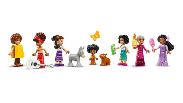 LEGO Disney 43245 The Magical Madrigal House - 4