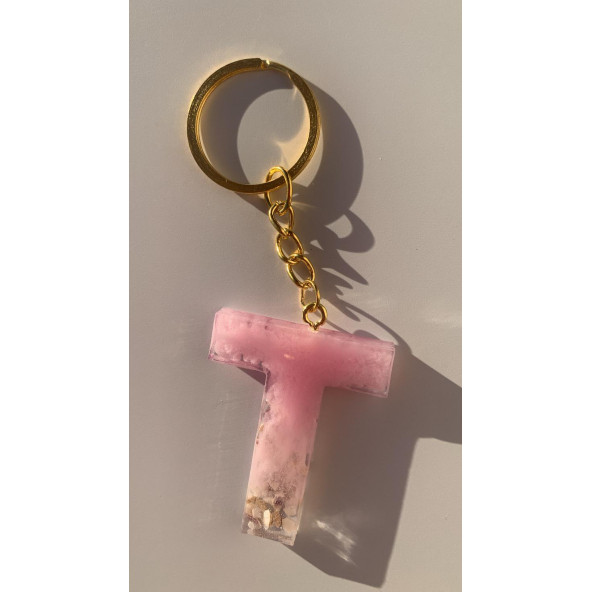 T Harfi Pembe Renk Epoksi ve Deniz Kabuğu Kırığı Süslemeli Gold Halka Anahtarlık El Yapımı Hediyelik - Resim 6