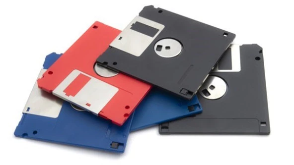 3.5" 1.44 Mb 5 li Paket MF2HD Kutusuz Poşetli Floppy Disket - Resim 4