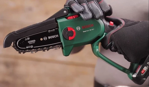 Bosch Easychain 18V-15-7 Şarjlı Zincirli Budama Makinası 18 Volt (Akü Ve Şarj Aleti Hariç) - 2