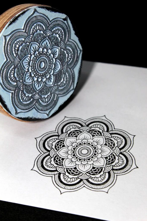 Mühürcüm Kişiye Özel Ahşap Mühür Damga 7 cm çap Yuvarlak MAD7 - 4