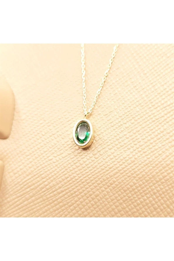 1.05 Karat Zümrüt Yeşili Tasarım Modern Gümüş Kolye-zümrüt Taşlı Tasarım Hediye 925 Ayar Gümüş Kolye - 3