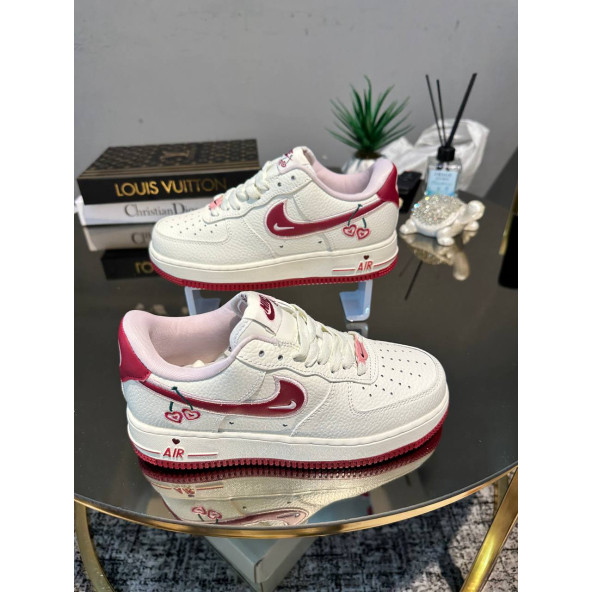 Nike Air Force 1 Low Valentines Day - 2
