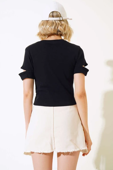 Dynamic Nakışlı Crop Siyah - Resim 3